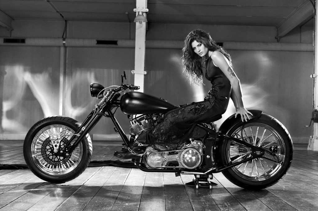Фото девушки и мотоциклы